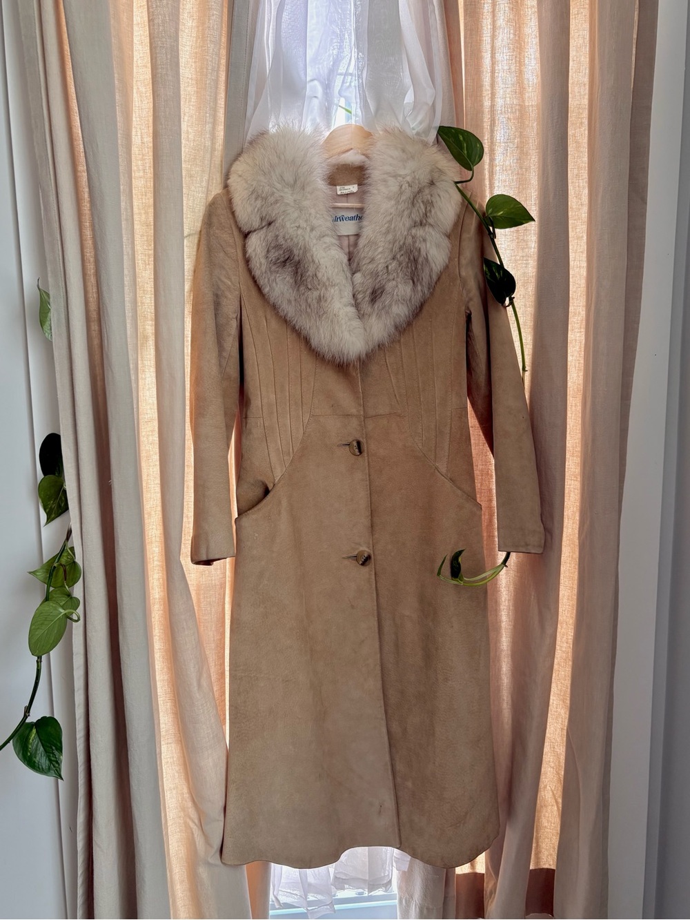 1970s Fairweather Suede Penny Lane Coat w/ Fur Collar & Quilted Lining | Size 2